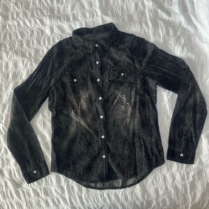 Chiqle Dark Wash Long Sleeve Button-Up, Medium Women